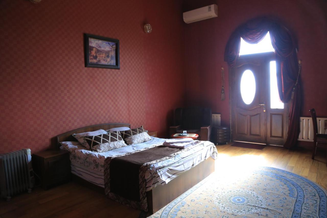 Almaz Guest House Dushanbe Luaran gambar